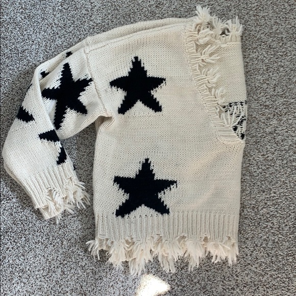 Storia Cropped Star Sweater - Picture 3 of 6